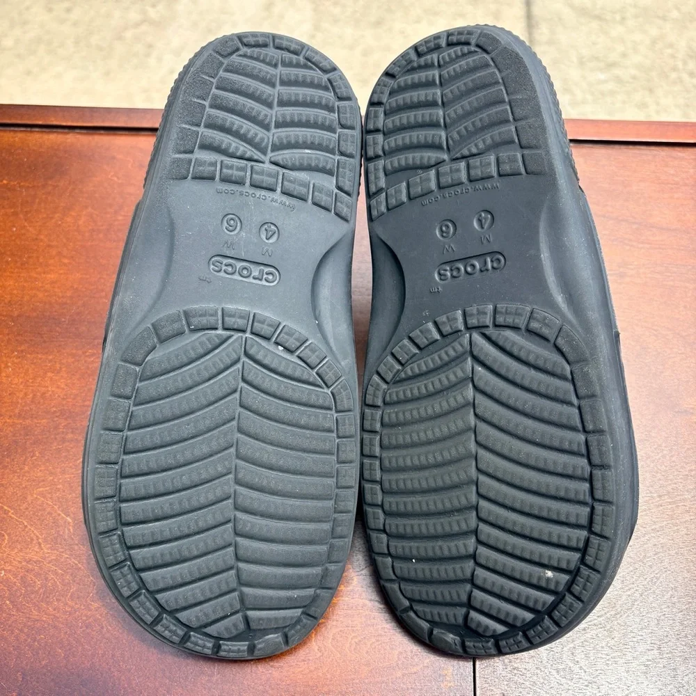 CROCS Glitter Double-Strap Slide Sandals in Metallic Silver and Black size 6